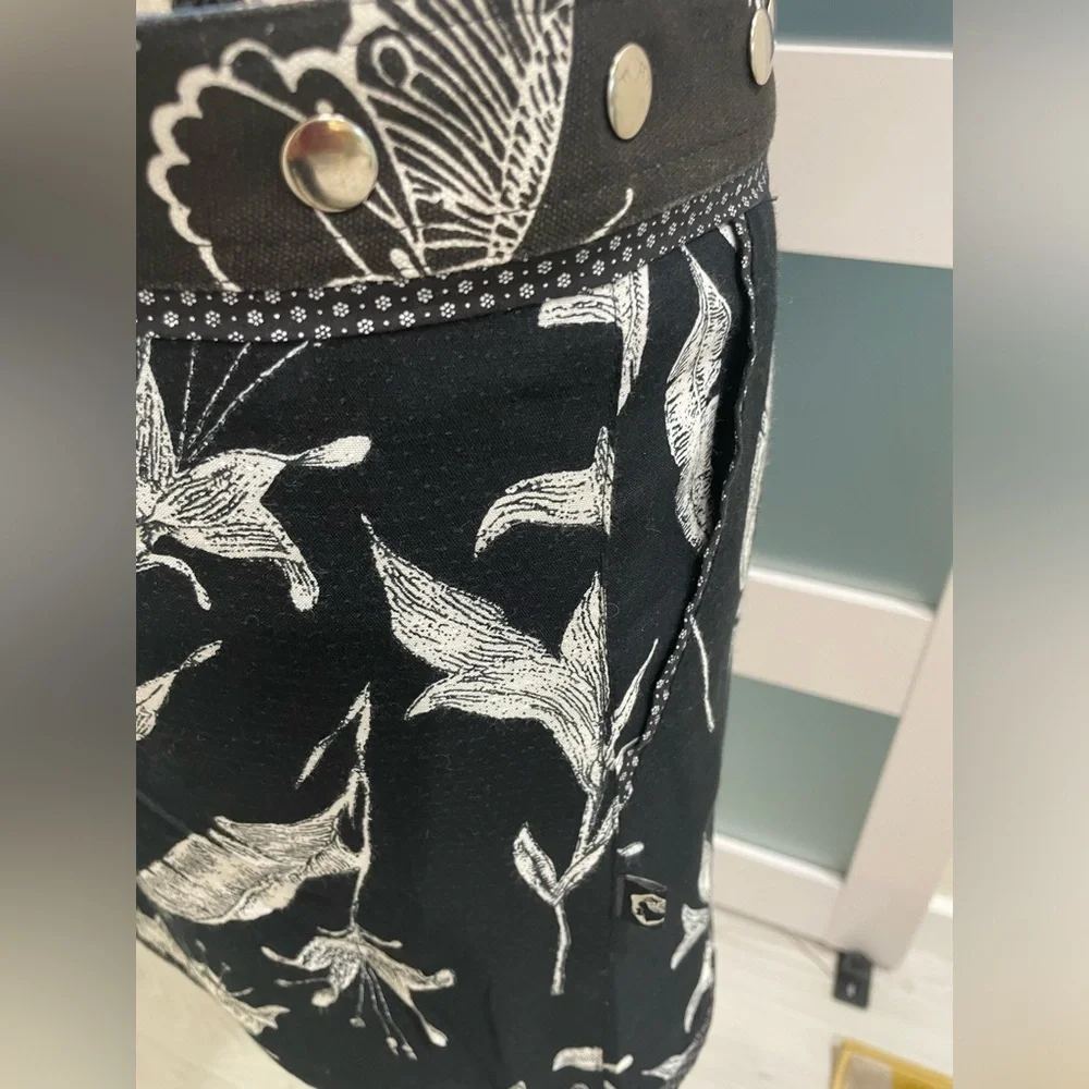 Zand Amsterdam Reversible Mini Skirt | One Size | EUC